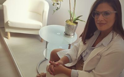 “Me siento muy cómoda rodeada de personas, que son en su mayoría emprendedores, me motiva a mí también” Entrevista a Marina Hernández Psicología